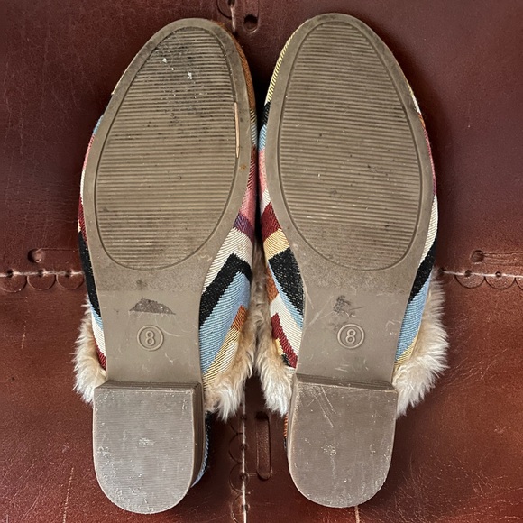 Universal Thread Multicolor Chevron Fur-Lined Mules - Picture 5 of 5